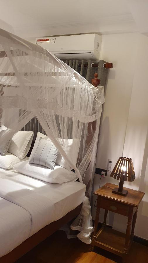 Margaret House Hotel Мириса Екстериор снимка